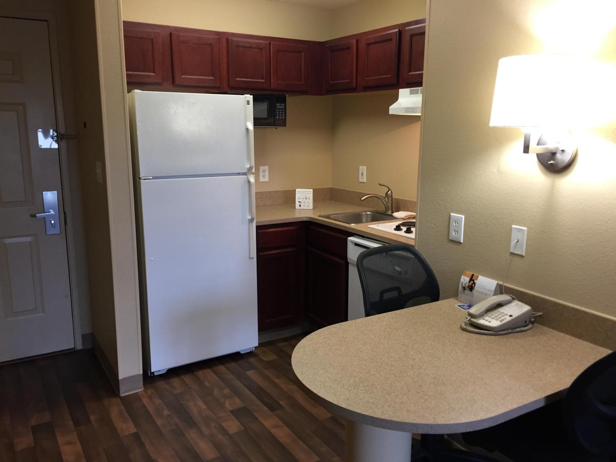 Extended Stay America Suites - Jacksonville - Deerwood Park Bagian luar foto